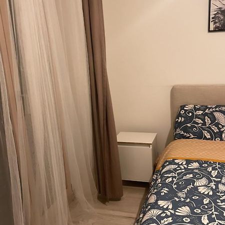 Appartement Cosy Et Bien Equipe نانتير المظهر الخارجي الصورة