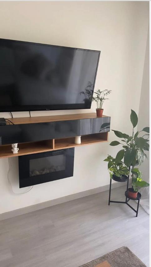 Appartement Cosy Et Bien Equipe نانتير المظهر الخارجي الصورة